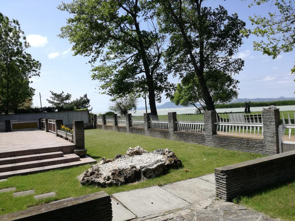 Margareta Apartmanhaz Apartment Balatonboglar Luaran gambar