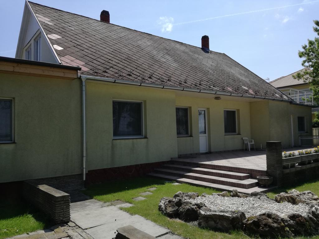 Margareta Apartmanhaz Apartment Balatonboglar Luaran gambar