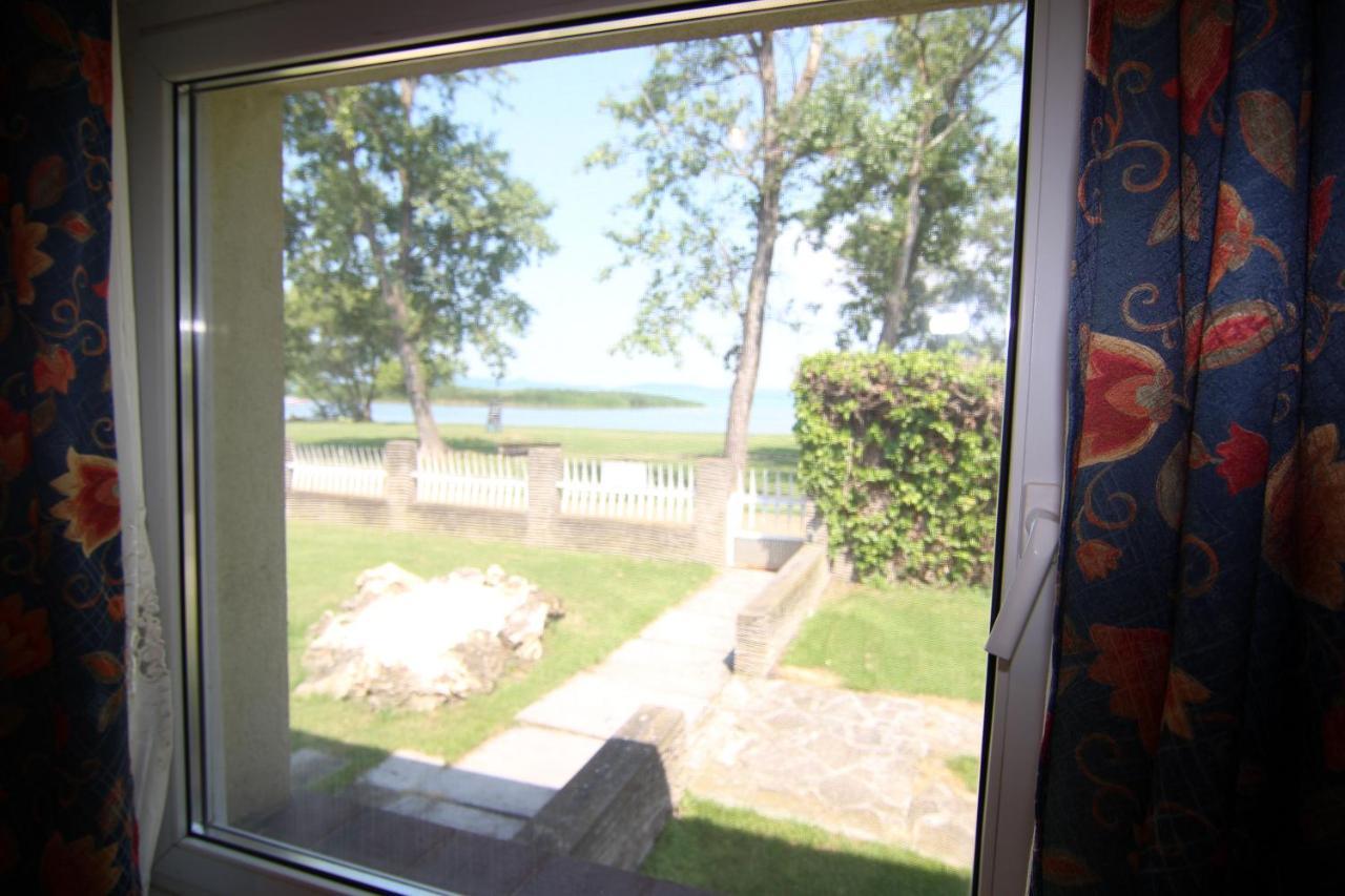 Margareta Apartmanhaz Apartment Balatonboglar Luaran gambar