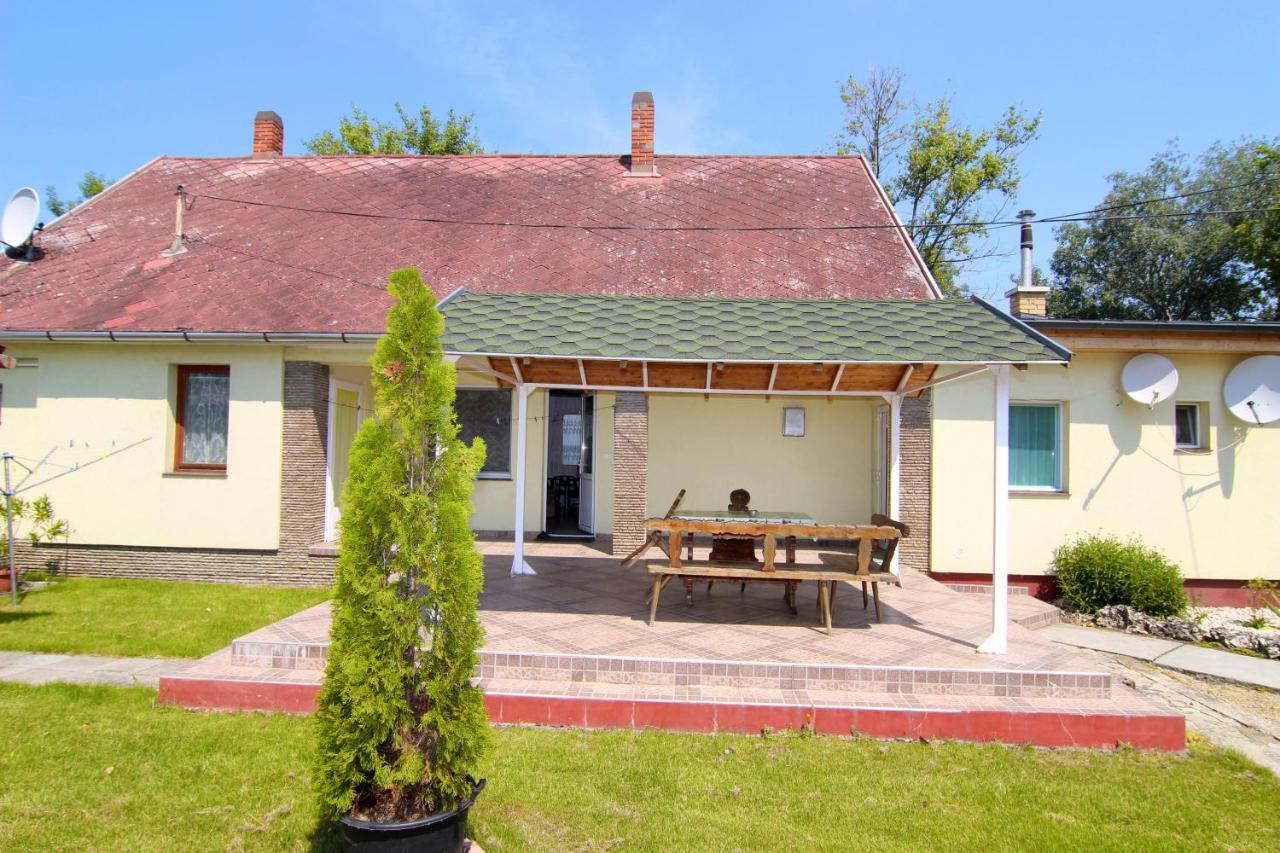 Margareta Apartmanhaz Apartment Balatonboglar Luaran gambar